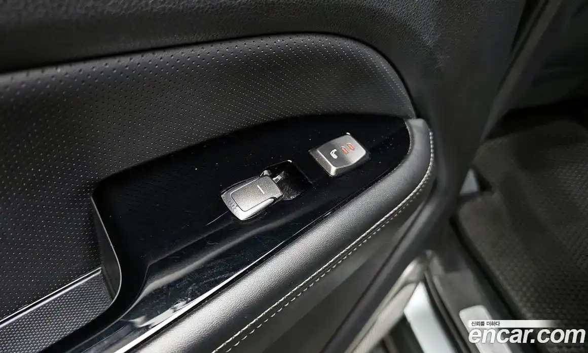 SsangYong Rexton 2018 2.2 Автомат в Москве № 35057, фото 8