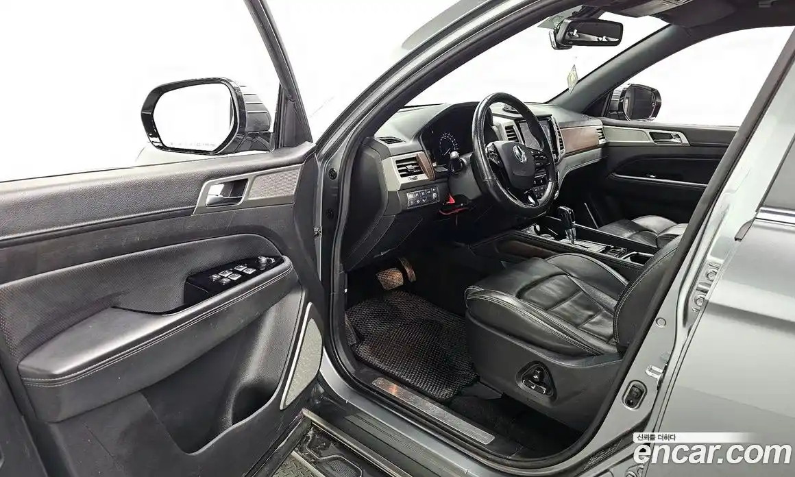 SsangYong Rexton 2018 2.2 Автомат в Москве № 35057, фото 9