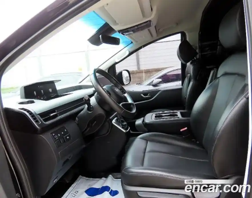 Hyundai Staria 2023 2.2 Автомат в Москве № 358072, фото 11