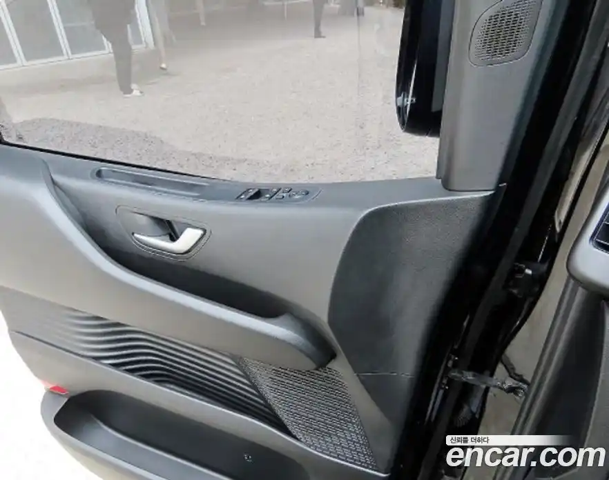 Hyundai Staria 2023 2.2 Автомат в Москве № 358072, фото 17