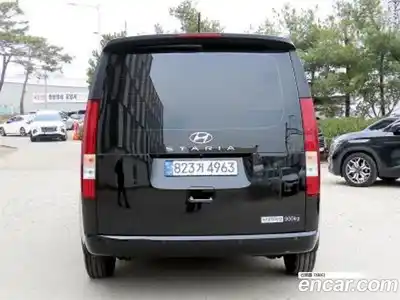 Hyundai Staria 2023 2.2 Автомат в Москве № 358072, миниатюра 4