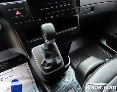 Hyundai Staria 2023 2.2 Автомат в Москве № 358072, миниатюра 8