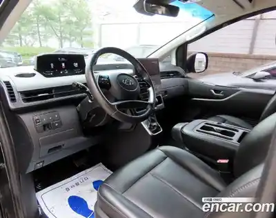 Hyundai Staria 2023 2.2 Автомат в Москве № 358072, миниатюра 9