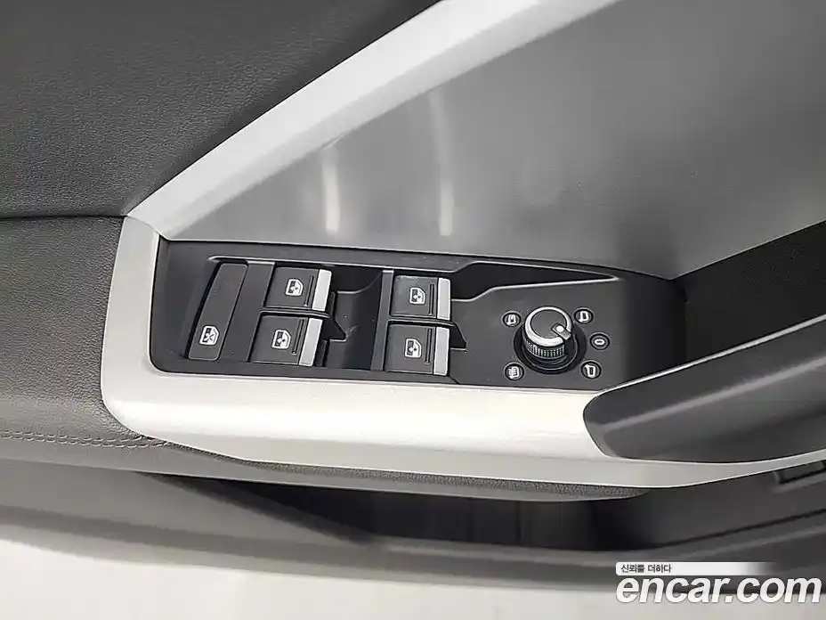 Audi Q3 2023 2.0 Автомат в Москве № 373530, фото 17