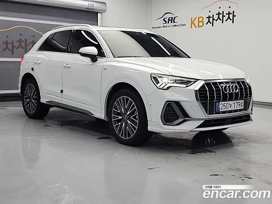 Audi Q3 2023 2.0 Автомат в Москве № 373530, фото 4