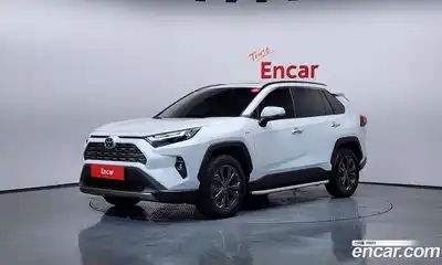 Toyota RAV4, 2025