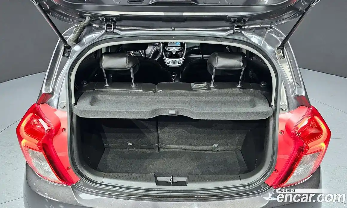 Chevrolet Spark 2016 1.0 Автомат в Москве № 39916, фото 12