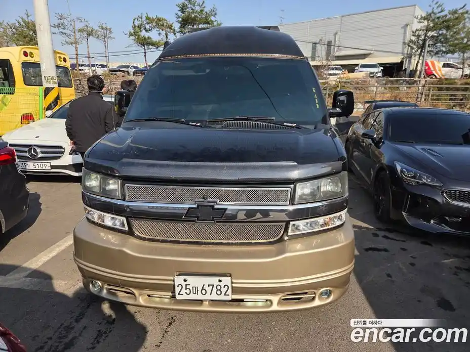 Chevrolet Express Van 2011 5.3 Автомат в Москве № 404682, фото 1