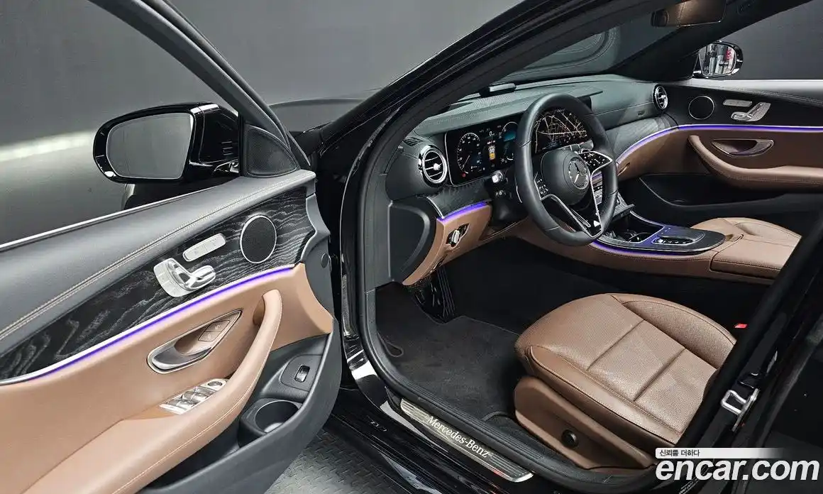 Mercedes-Benz E-Class 2023 2.0 Автомат в Москве № 409378, фото 11