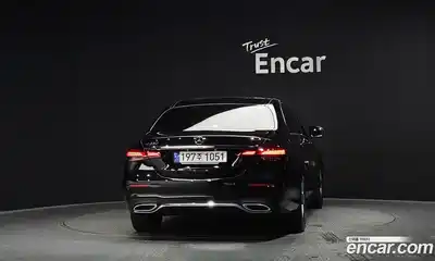 Mercedes-Benz E-Class 2023 2.0 Автомат в Москве № 409378, миниатюра 4