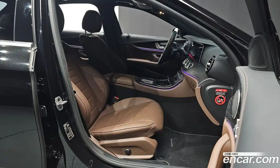 Mercedes-Benz E-Class 2023 2.0 Автомат в Москве № 409378, фото 10