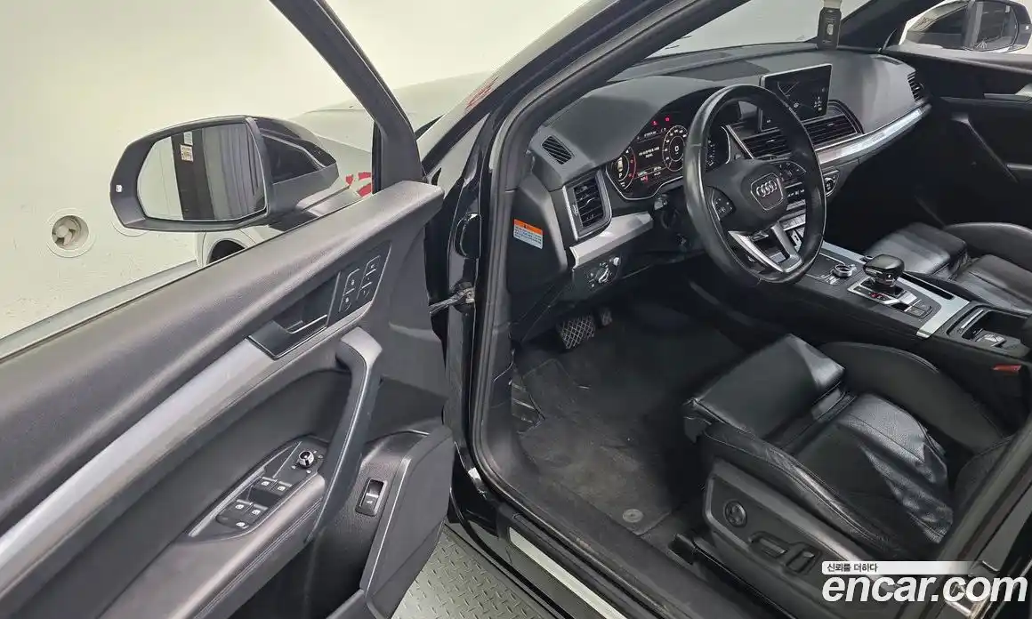 Audi Q5 2020 2.0 Автомат в Москве № 414776, фото 13