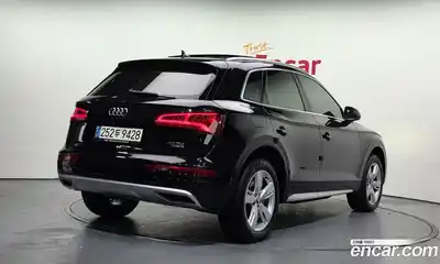Audi Q5 2020 2.0 Автомат в Москве № 414776, миниатюра 2