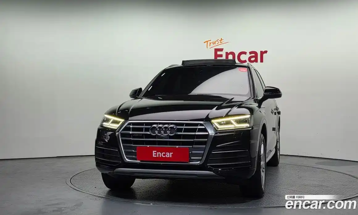 Audi Q5 2020 2.0 Автомат в Москве № 414776, фото 3