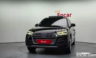 Audi Q5 2020 2.0 Автомат в Москве № 414776, миниатюра 3