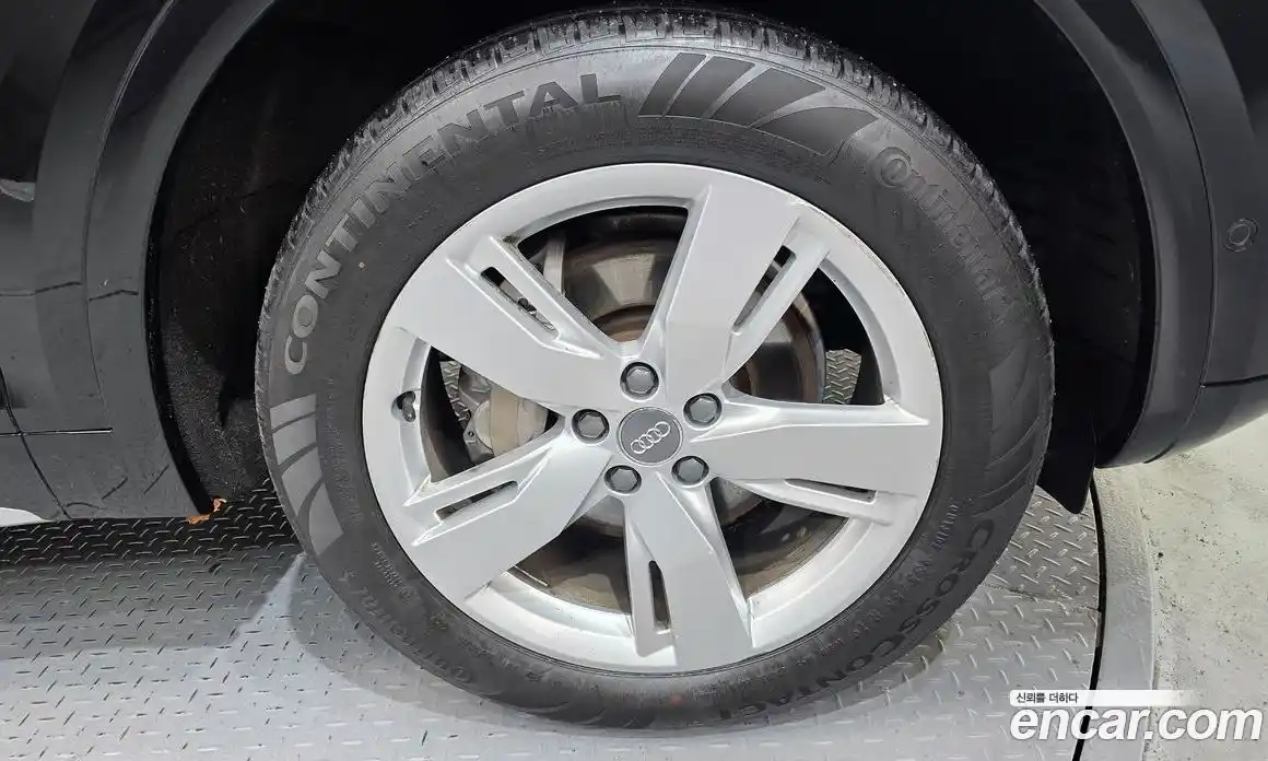 Audi Q5 2020 2.0 Автомат в Москве № 414776, фото 5