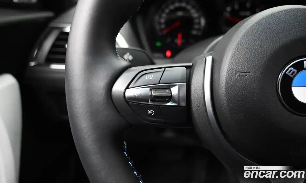 BMW 1-Series 2018 2.0 Автомат в Москве № 426558, фото 17