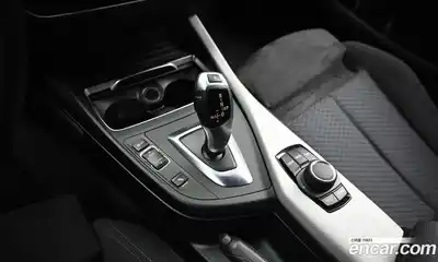 BMW 1-Series 2018 2.0 Автомат в Москве № 426558, миниатюра 9