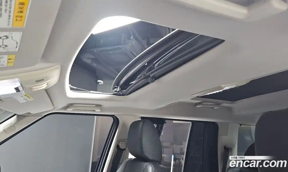 Land Rover Discovery 2011 3.0 Автомат в Москве № 431587, фото 16