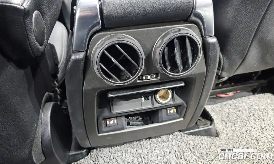 Land Rover Discovery 2011 3.0 Автомат в Москве № 431587, фото 19