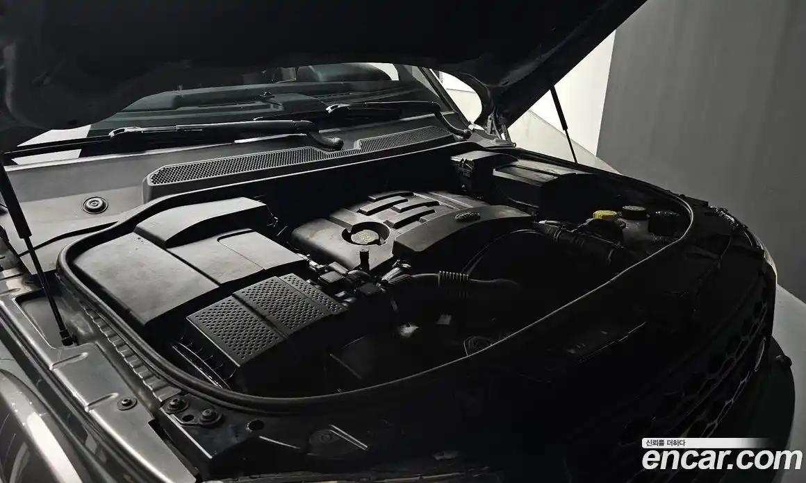 Land Rover Discovery 2011 3.0 Автомат в Москве № 431587, фото 6