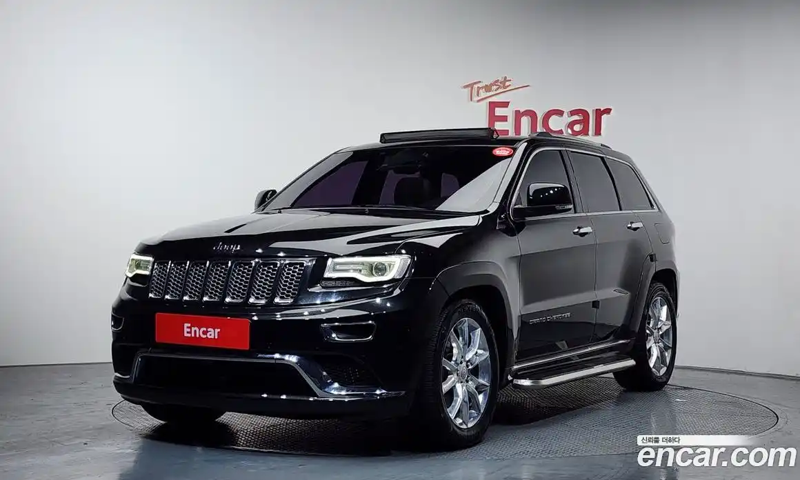 Jeep Cherokee 2015 3.0 Автомат в Москве № 432698, фото 1