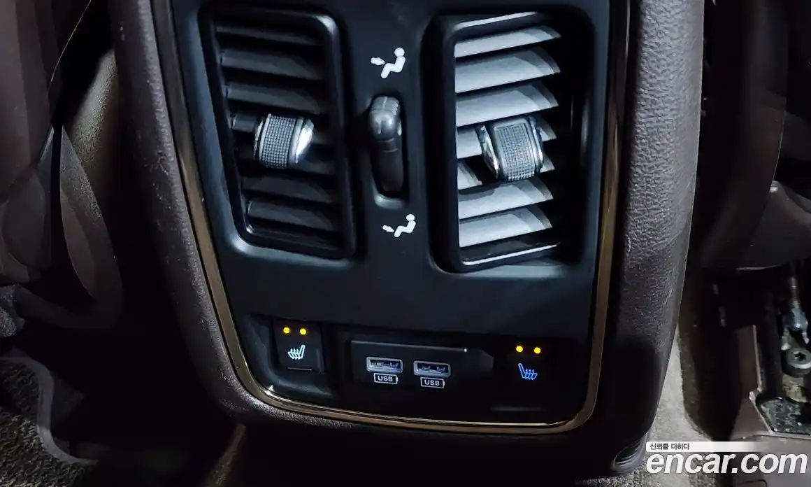 Jeep Cherokee 2015 3.0 Автомат в Москве № 432698, фото 19