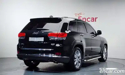 Jeep Cherokee 2015 3.0 Автомат в Москве № 432698, миниатюра 2