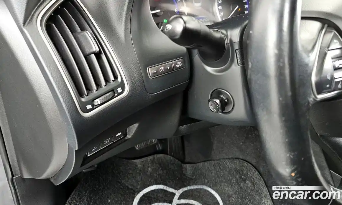 Infiniti Q50 2014 2.1 Автомат в Москве № 433569, фото 16