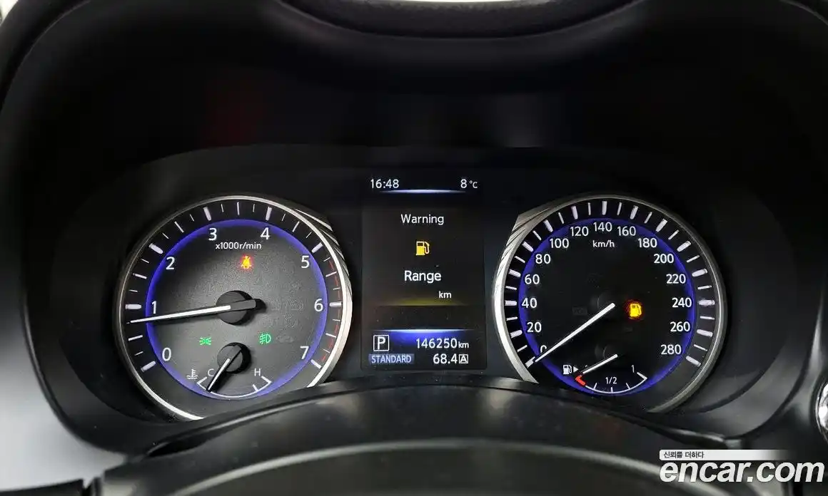 Infiniti Q50 2014 2.1 Автомат в Москве № 433569, фото 8