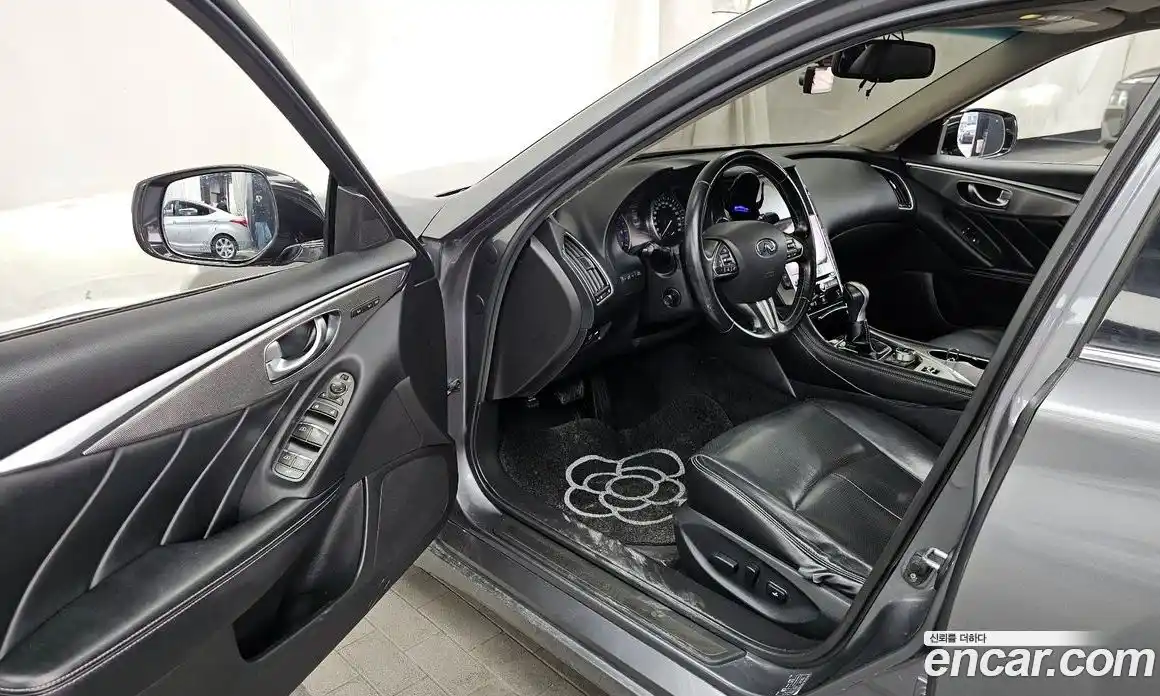 Infiniti Q50 2014 2.1 Автомат в Москве № 433569, фото 10