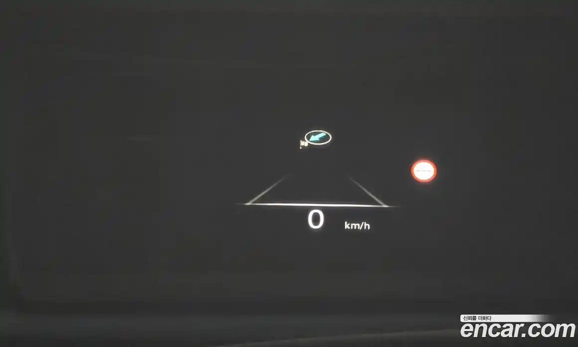 Genesis GV70 2022 0.1 Автомат в Москве № 453211, фото 16