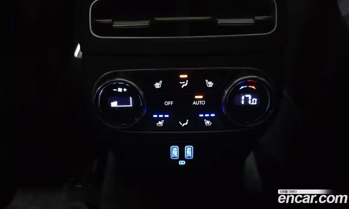 Genesis GV70 2022 0.1 Автомат в Москве № 453211, фото 19