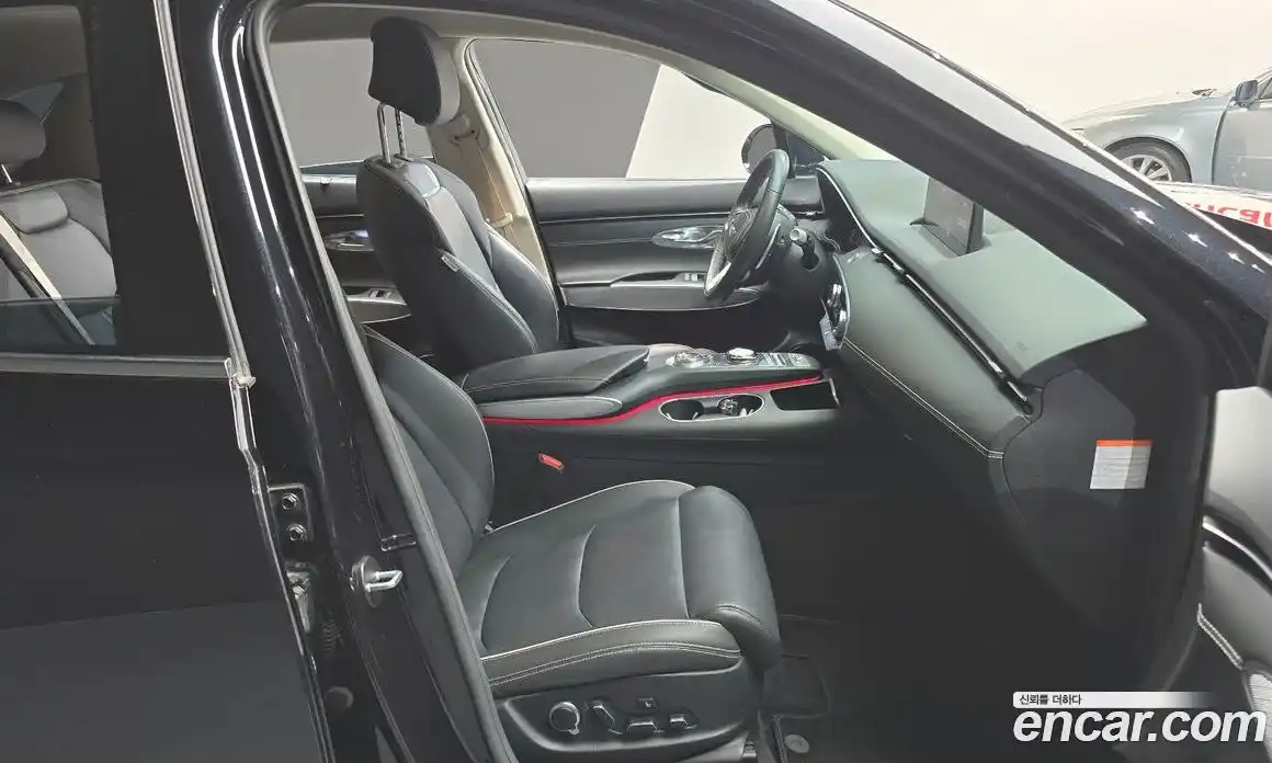 Genesis GV70 2022 0.1 Автомат в Москве № 453211, фото 10