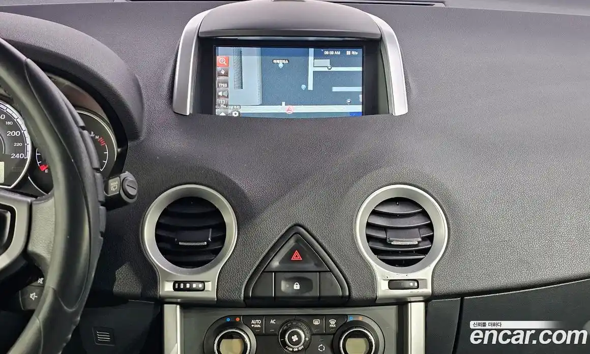 Renault QM5 2015 2.0 Автомат в Москве № 456225, фото 14