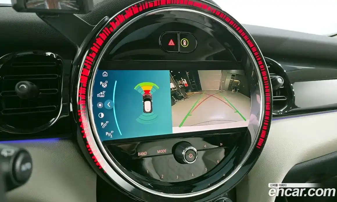 Mini Cooper 2023 2.0 Автомат в Москве № 471858, фото 15