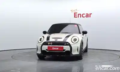Mini Cooper 2023 2.0 Автомат в Москве № 471858, миниатюра 3