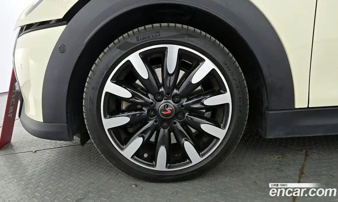 Mini Cooper 2023 2.0 Автомат в Москве № 471858, фото 5