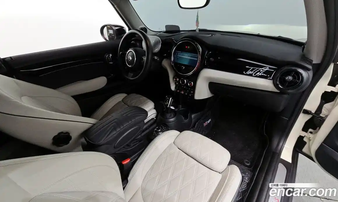 Mini Cooper 2023 2.0 Автомат в Москве № 471858, фото 7