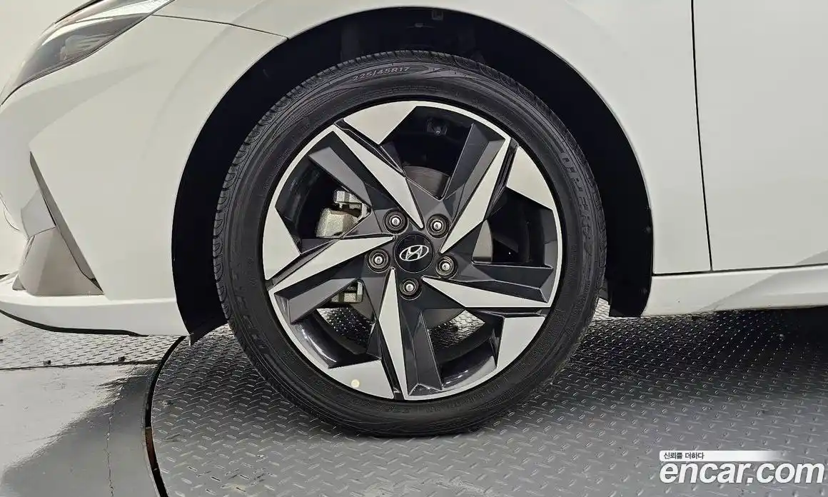 Hyundai Avante 2021 1.6 Автомат в Москве № 48432, фото 11