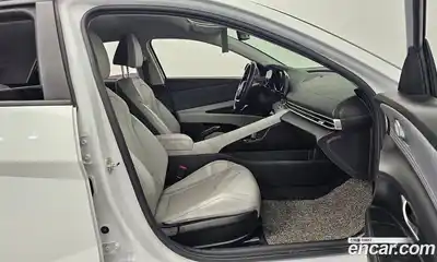 Hyundai Avante 2021 1.6 Автомат в Москве № 48432, миниатюра 9