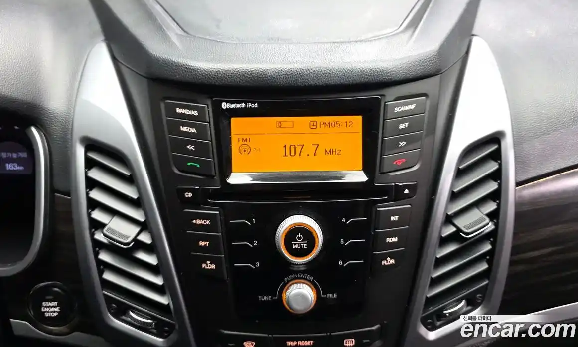 SsangYong Korando 2014 2.0 Автомат в Москве № 491261, фото 14