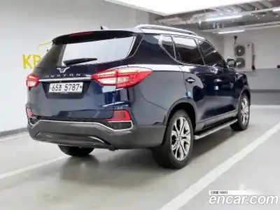 SsangYong Rexton 2018 2.2 Автомат в Москве № 491529, миниатюра 4