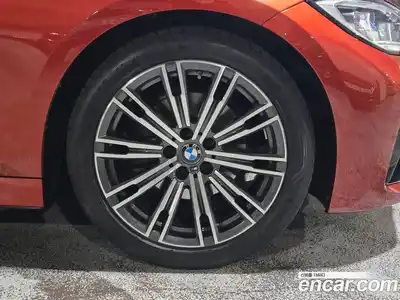 BMW 3-Series 2020 2.0 Автомат в Москве № 492846, миниатюра 5