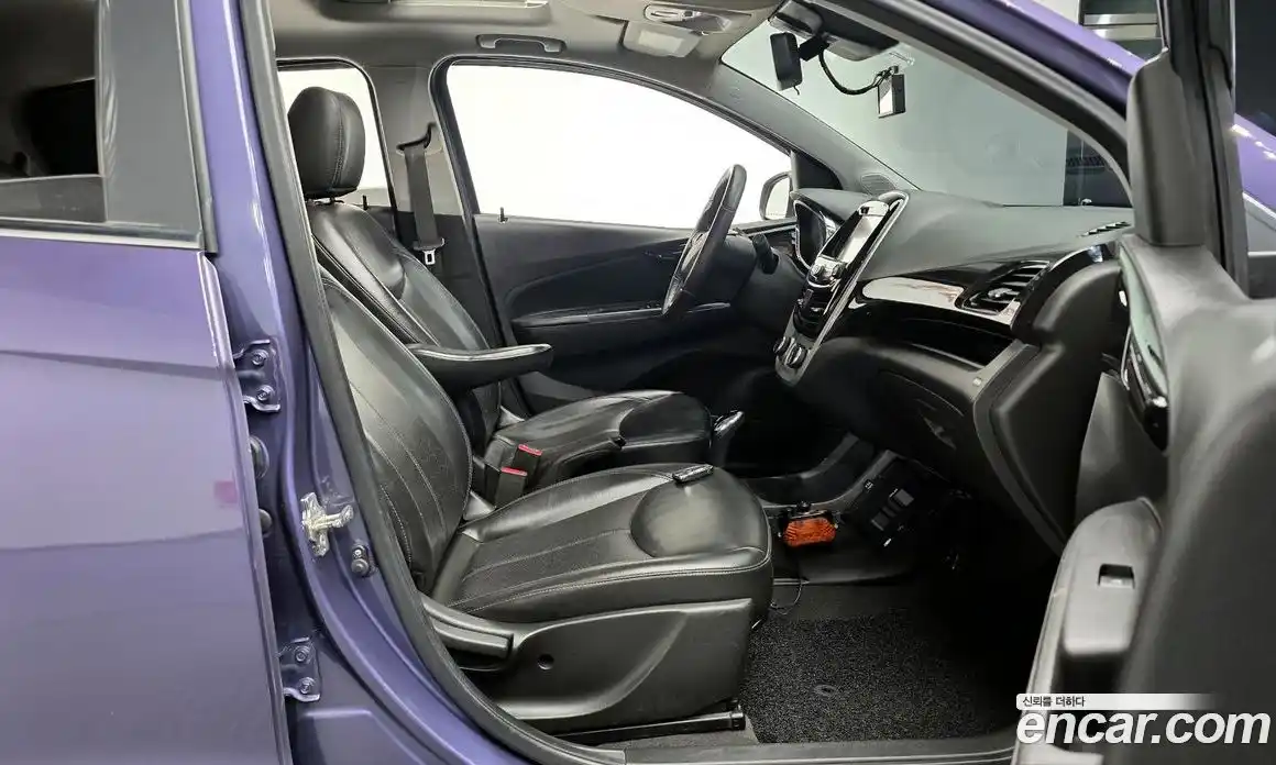 Chevrolet Spark 2016 1.0 Автомат в Москве № 492945, фото 10