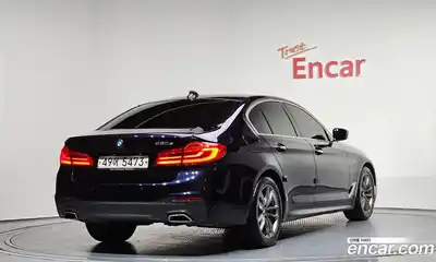 BMW 5-Series 2018 2.0 Автомат в Москве № 493176, миниатюра 2