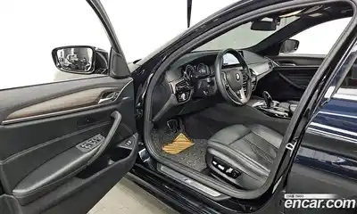 BMW 5-Series 2018 2.0 Автомат в Москве № 493176, миниатюра 10