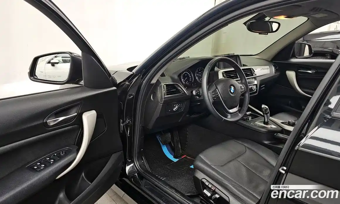 BMW 1-Series 2018 2.0 Автомат в Москве № 493370, фото 10