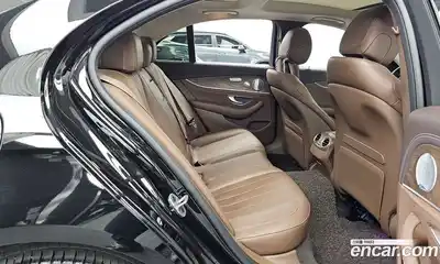 Mercedes-Benz E-Class 2019 2.0 Автомат в Москве № 494223, миниатюра 12