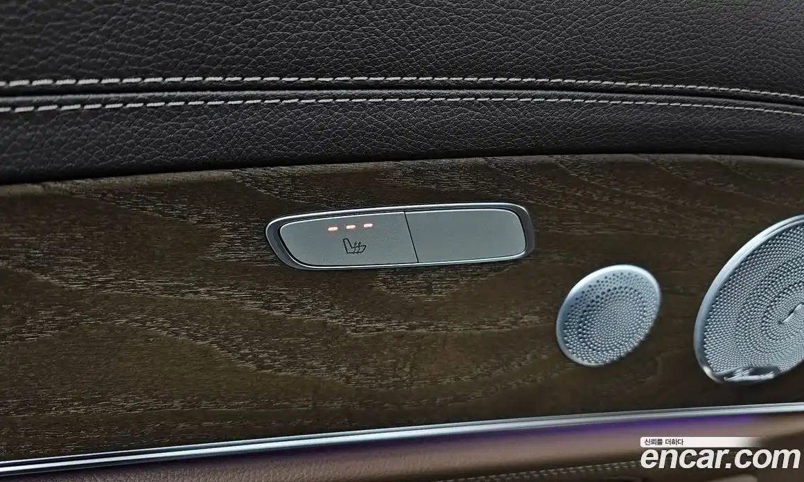 Mercedes-Benz E-Class 2019 2.0 Автомат в Москве № 494223, фото 19